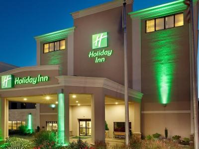 By Ihg